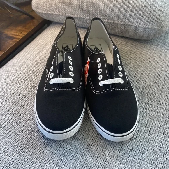 Vans Authentic Low Pro in Black/True White Men’s Size 10 Women’s Size 11.5 - Picture 6 of 8